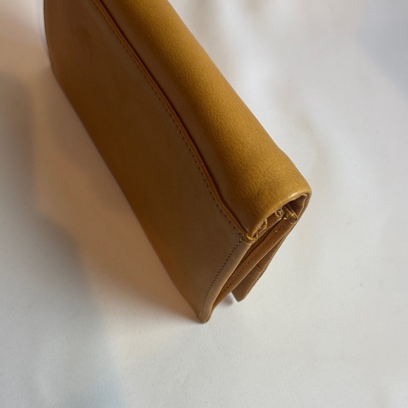 Latico Eloise Camel Leather Zip Wallet “NWT” - Picture 12 of 14